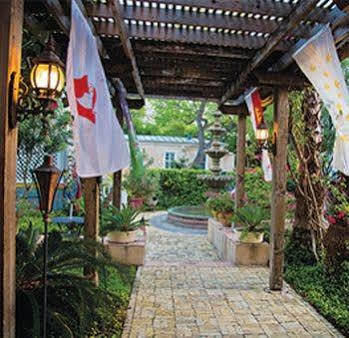 Arbor House Suites Bed And Breakfast San Antonio Exterior foto